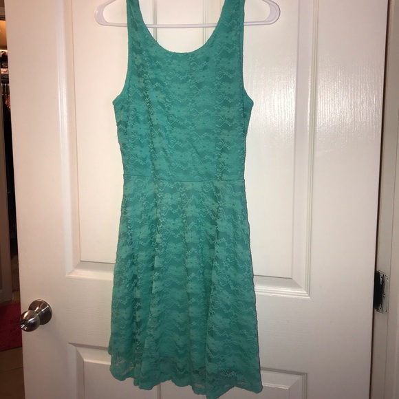 Dress - Picture 2 of 2